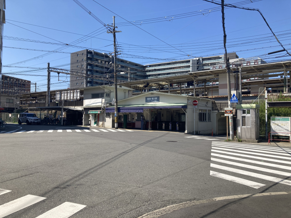 相川 相模鉄道 相鉄20000系20102×10 67ｩ3010ﾚ特急横浜行 撮影地大和